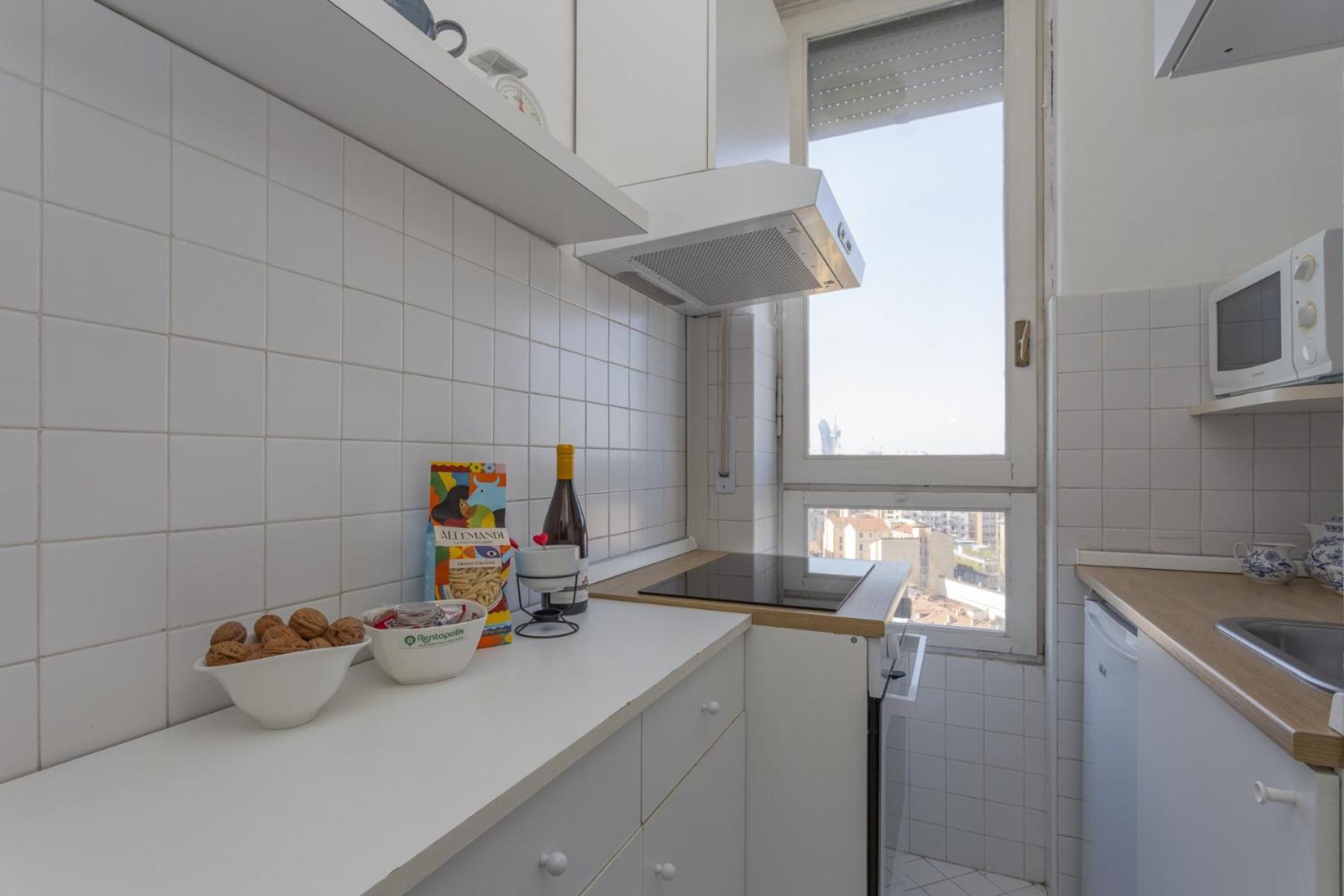 Skyline View Biancamano 1 Bdr With Balcony By Rentopolis ミラノ エクステリア 写真